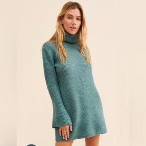 Steve Madden Teal Turtleneck Sweater